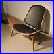 Mid-Century-Modern-Shell-Chair-Tripod-Design-Black-Leather-Accent-Chair-Walnut-01-xbb